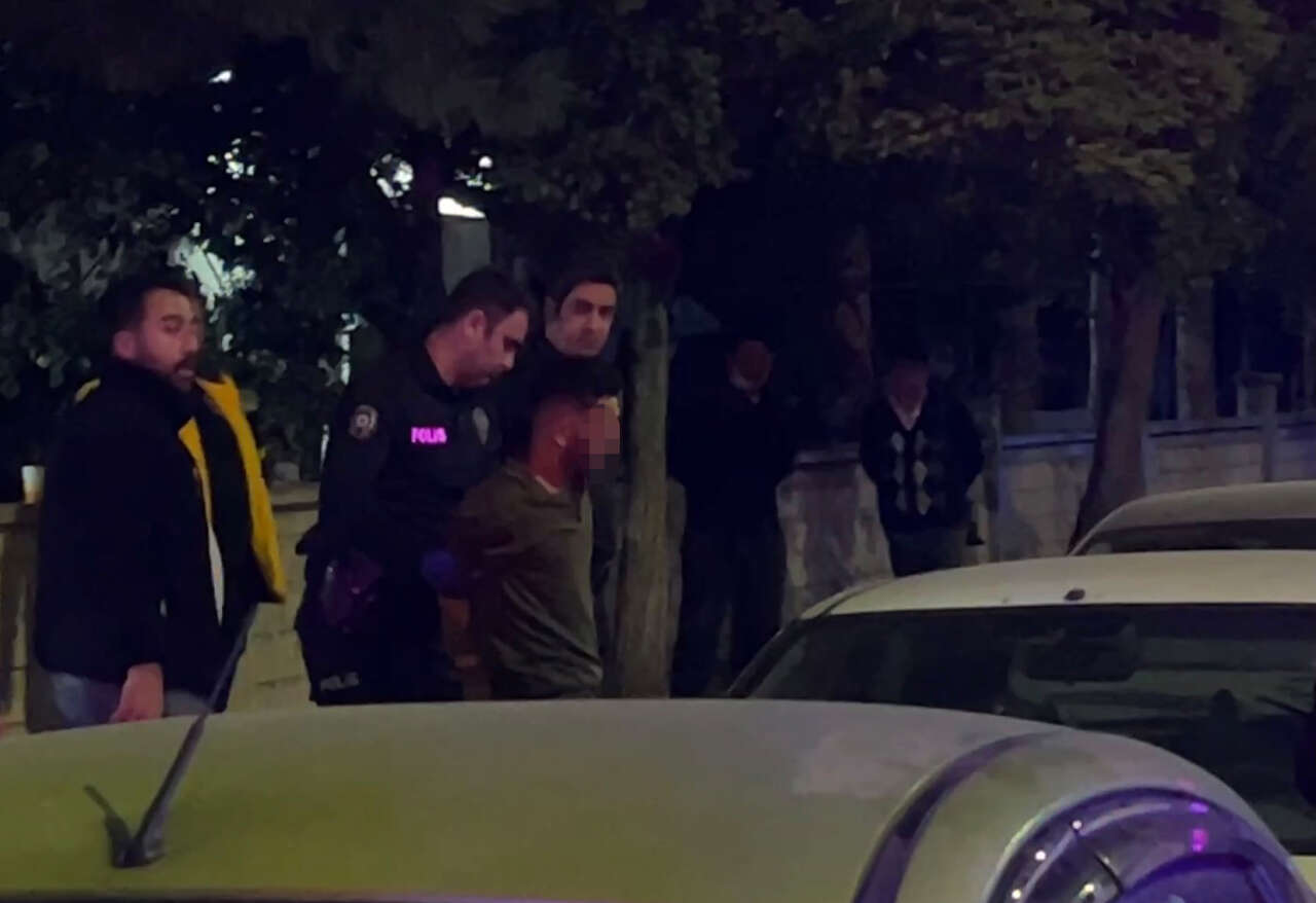 Baba-oğul arasında kanlı kavga! Biri öldü, diğeri hastanelik oldu 8